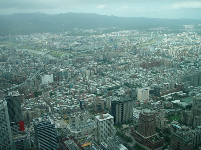 The top of Taipei 101 reveals a modern civilization condensed into a small space. Generally speaking people strive to get along.