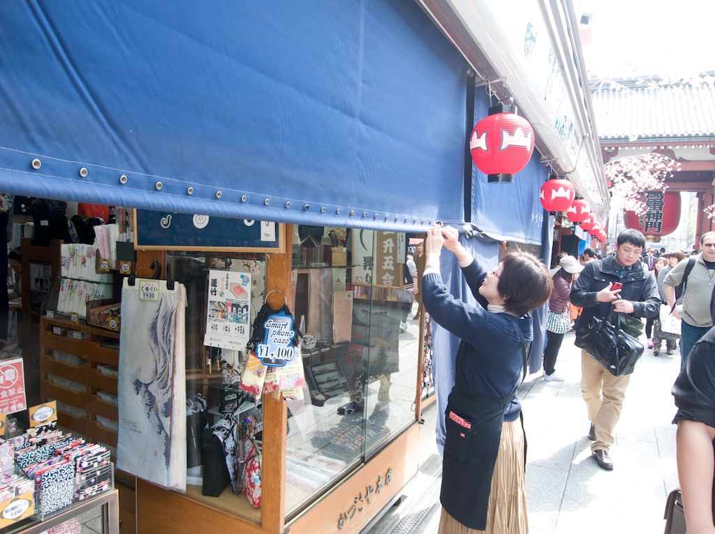 Nakamise Dori shopkeeper 