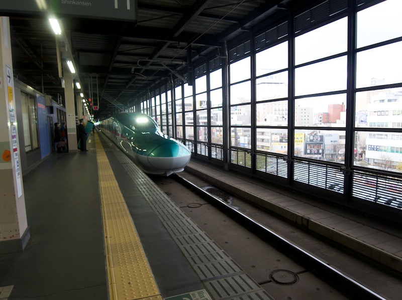 Hayabusa Enters Morioka Station