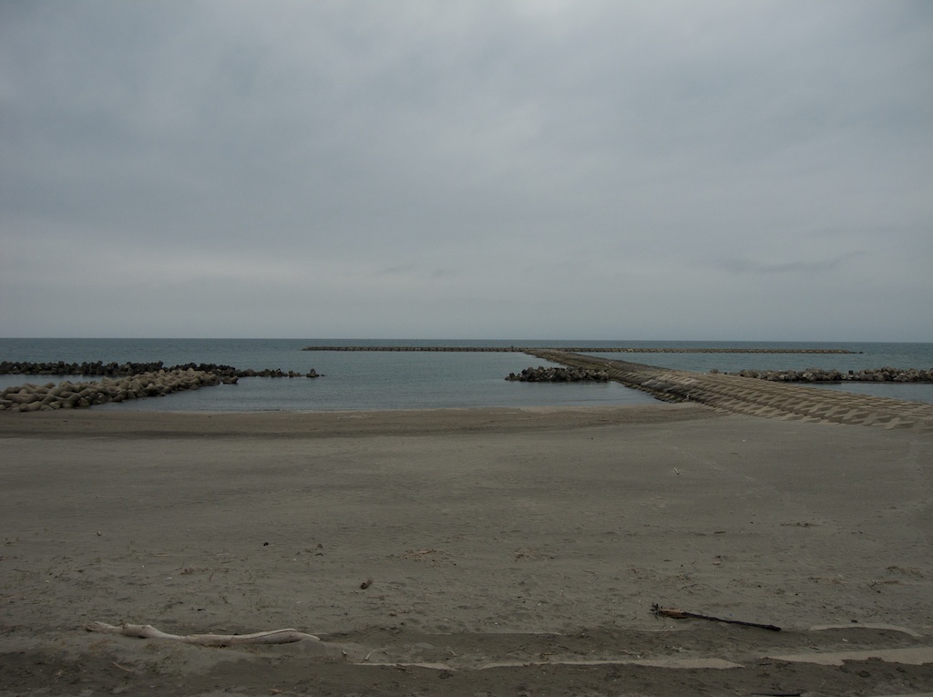 Artificial breakwaters on Sea of Japan coast in Niigata protects beach goers from strong waters.