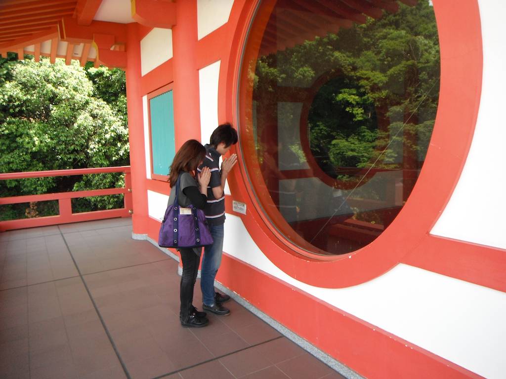 Worshipping Kannon the Goddess of Mercy at Kimiidera Temple